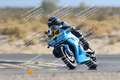 media/Nov-16-2024-CVMA (Sat) [[0e4bb1f32f]]/Race 9-Amateur Supersport Middleweight/